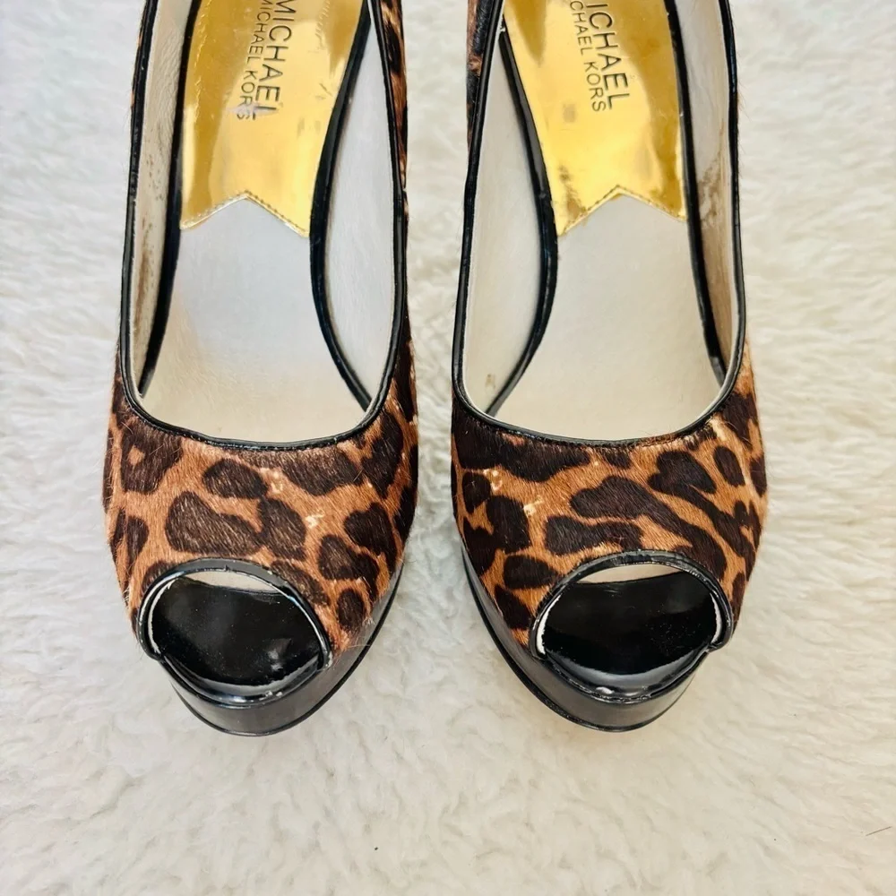 Michael Kors very good